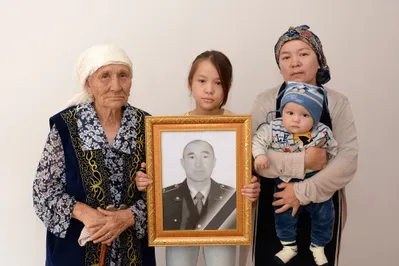 Семья погибшего полицейского Аяна Галиева получила квартиру