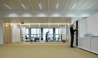 Капитал - Продуманное освещение повышает работоспособность на 8%