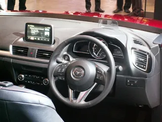 Капитал - Mazda3 получит проекционный дисплей