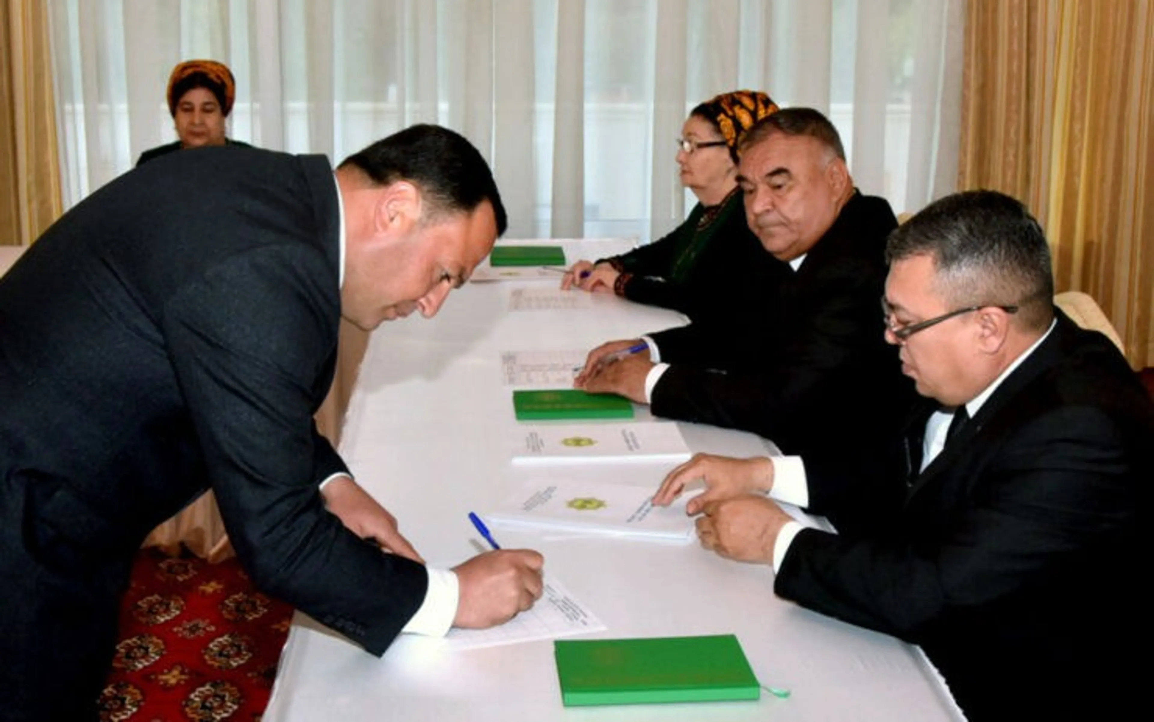 Фото: arzuw.news