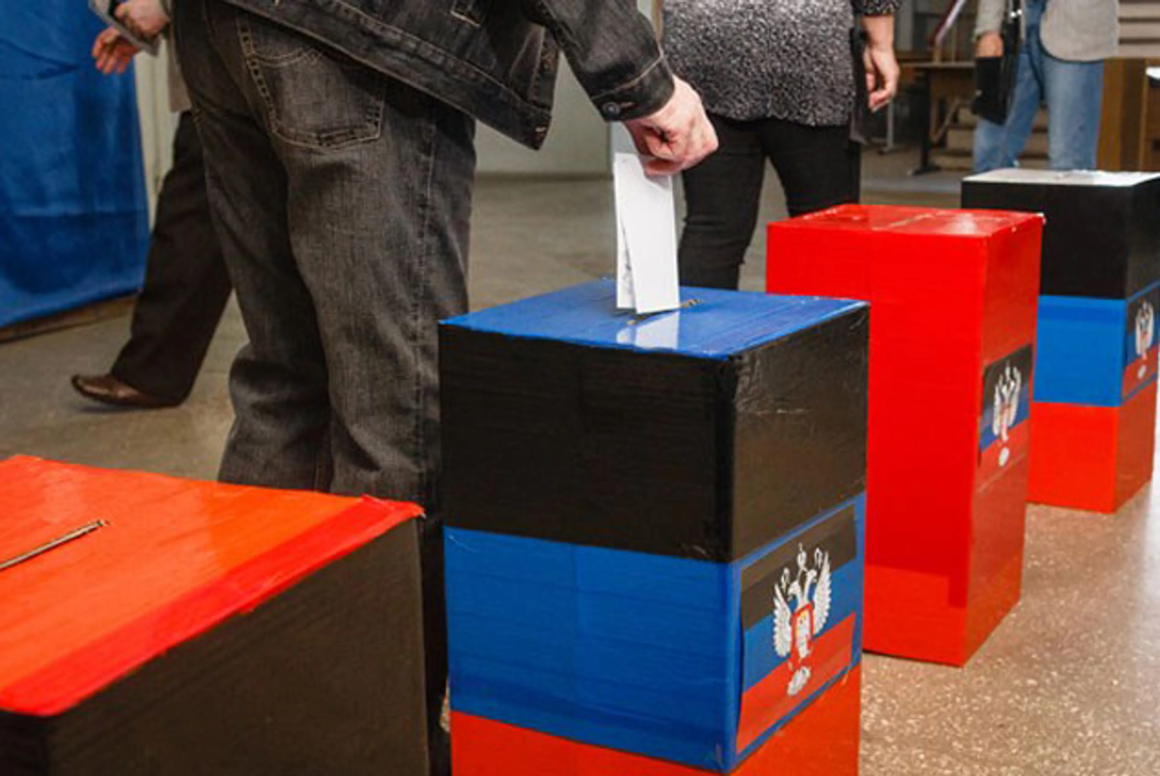 Капитал - ЕС, США и Киев не признали выборы на Донбассе