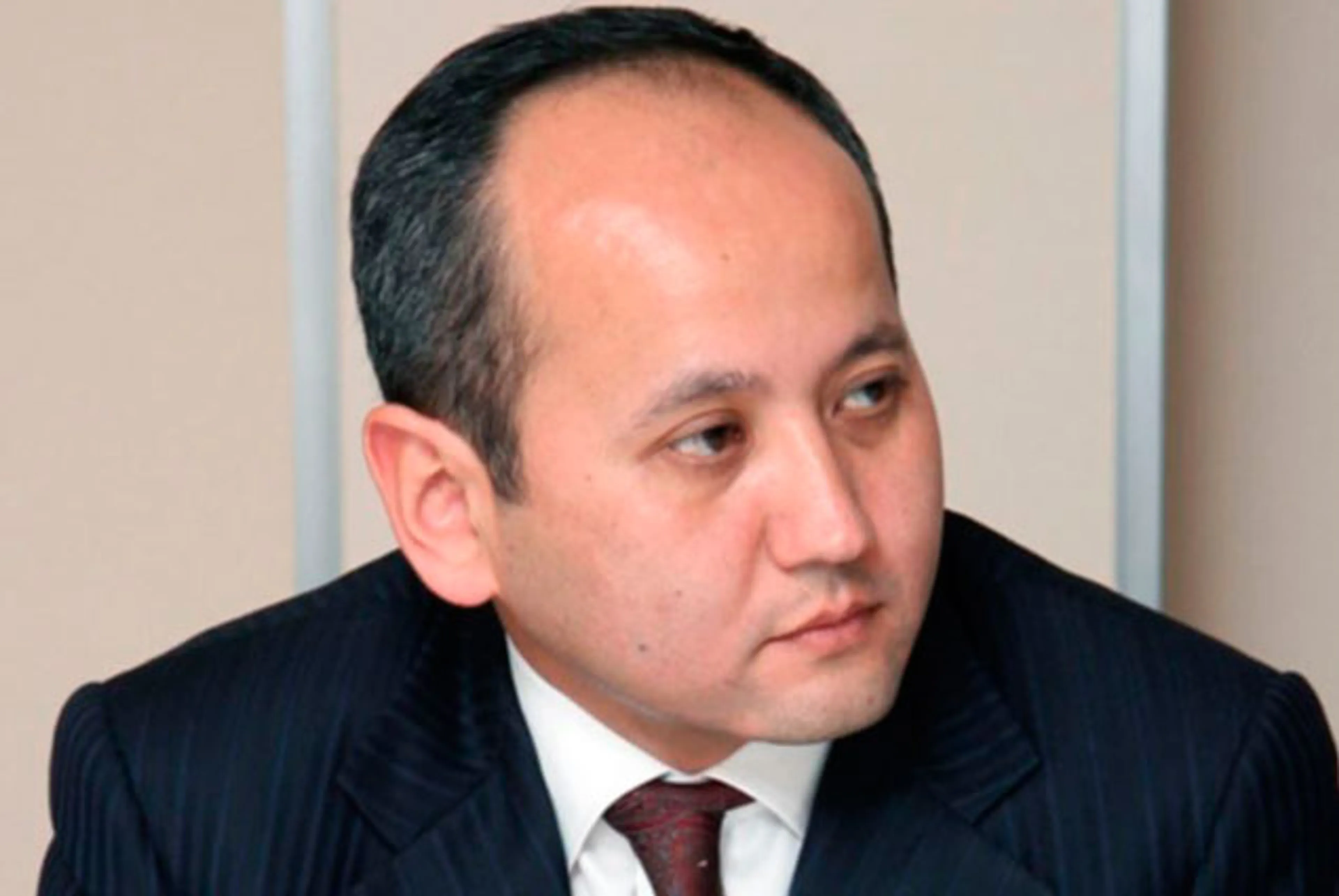 Капитал - Аблязов добивается отмены экстрадиции в Россию