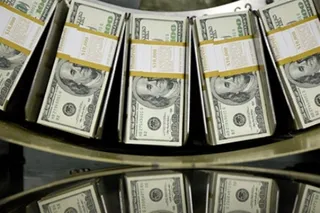 Капитал - За месяц объем операций на валютном рынке вырос на 32%