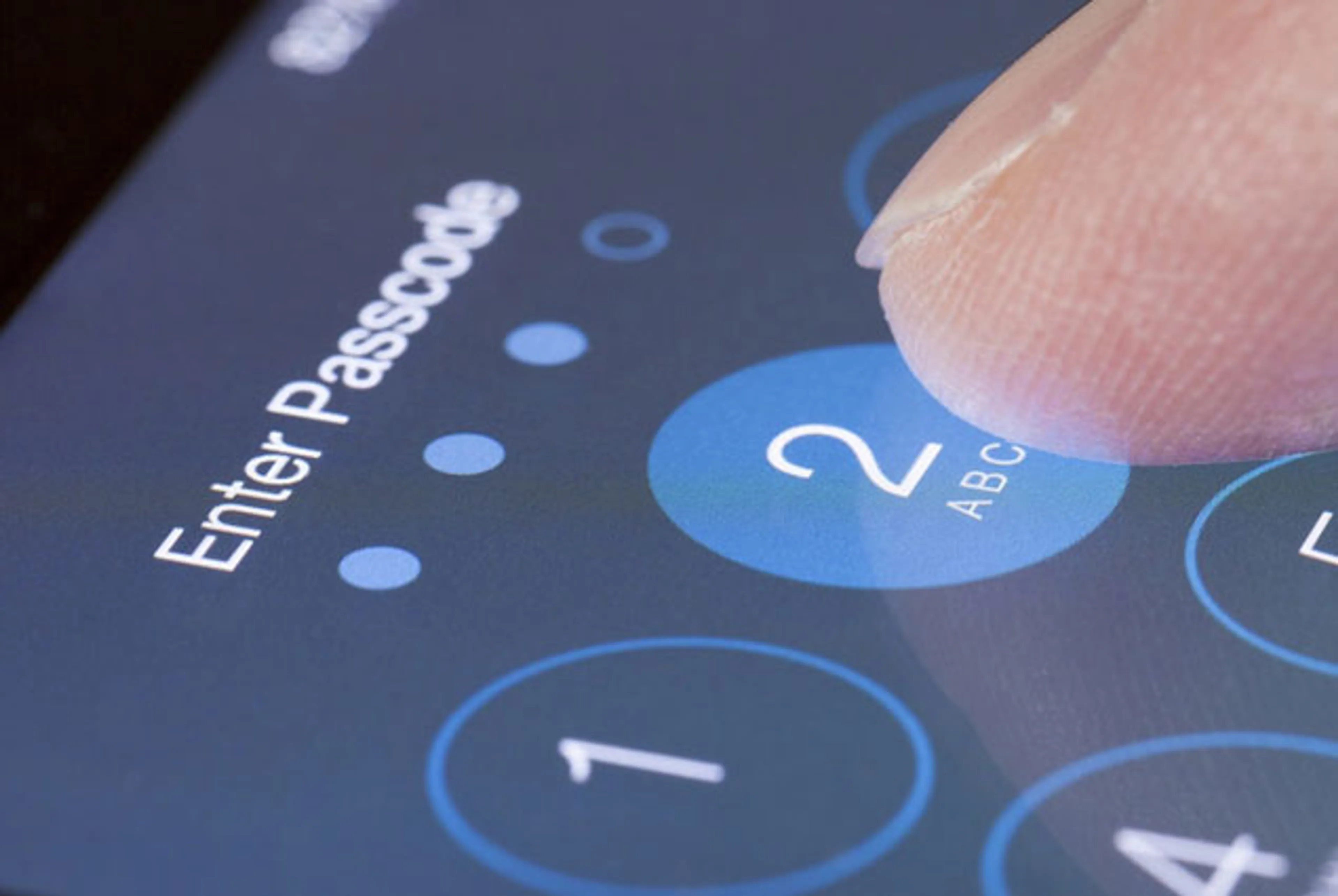 Капитал - Apple помогала ФБР вскрыть более 70 iPhone с 2008 года