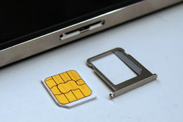 Apple патентует разъем для карт micro-SIM