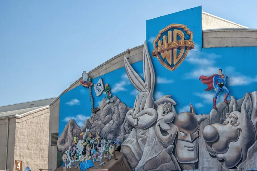 Капитал - Warner Bros. создаст 4 тысячи рабочих мест на киностудии в Великобритании