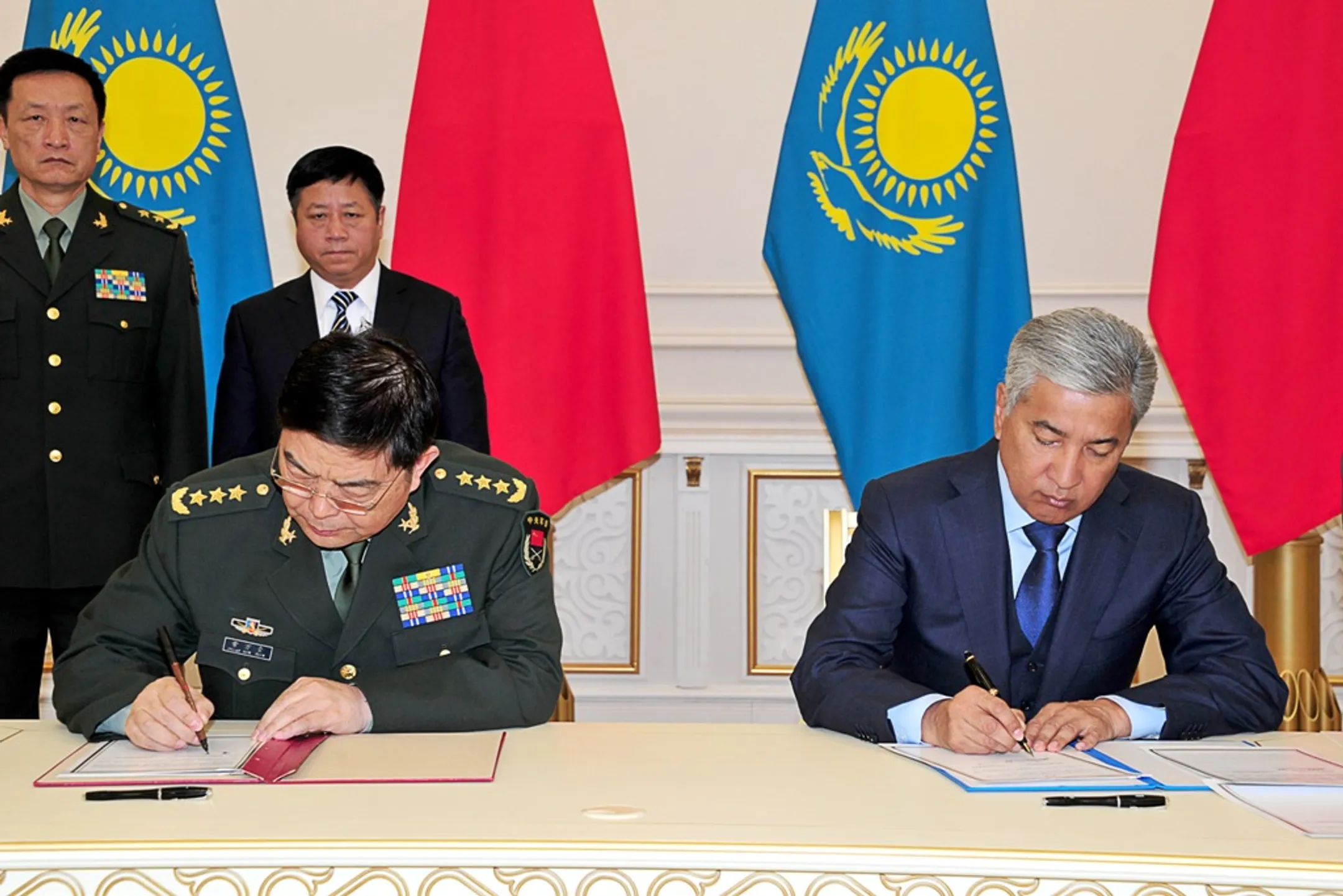 Китай передаст казахстанской армии технику на безвозмездной основе - Image Kapital.kz