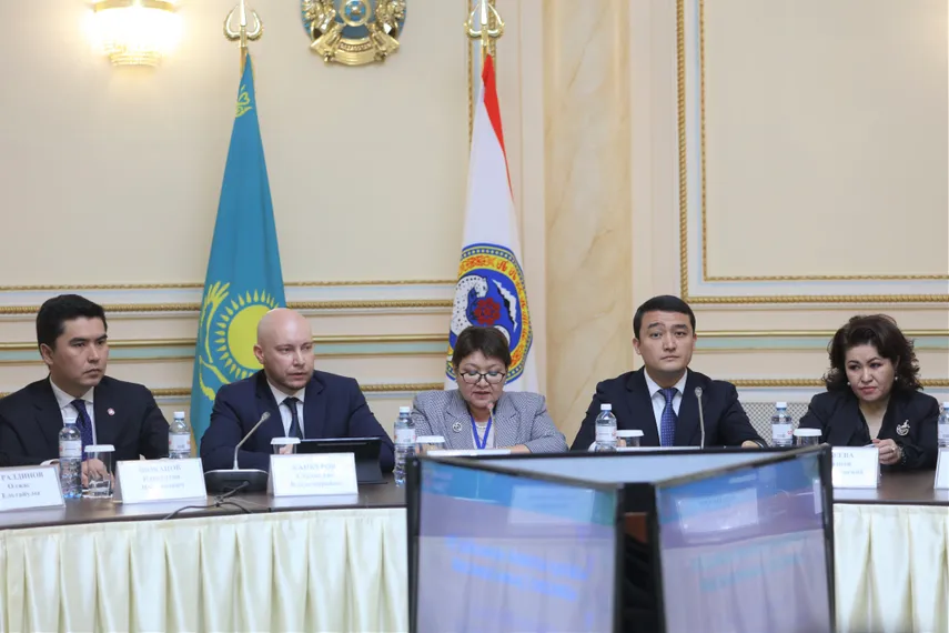 Капитал - Председателем маслихата Алматы избран Меиржан Отыншиев