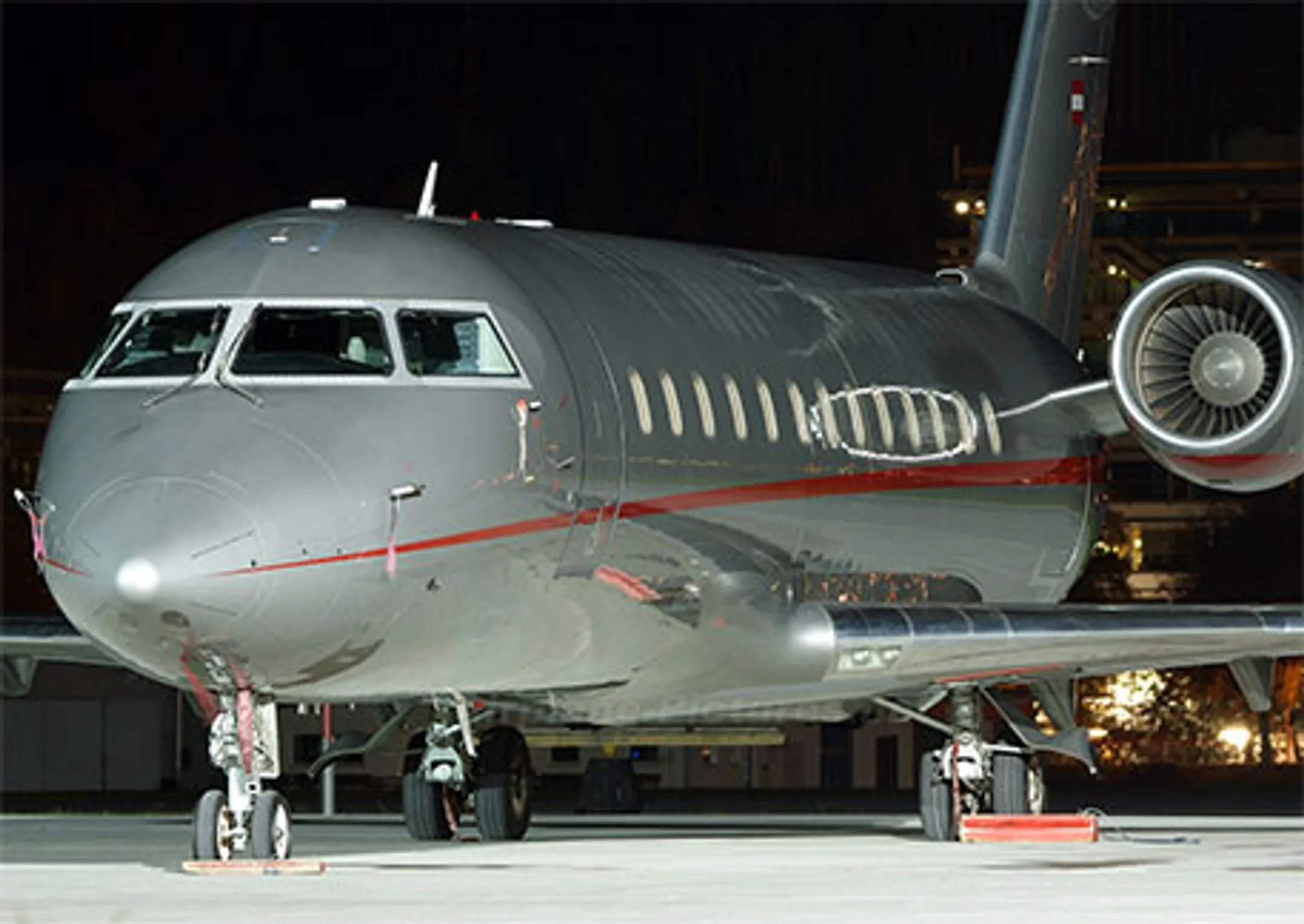 Чиновники выбирают авиакомпании премиум-класса - Image Kapital.kz