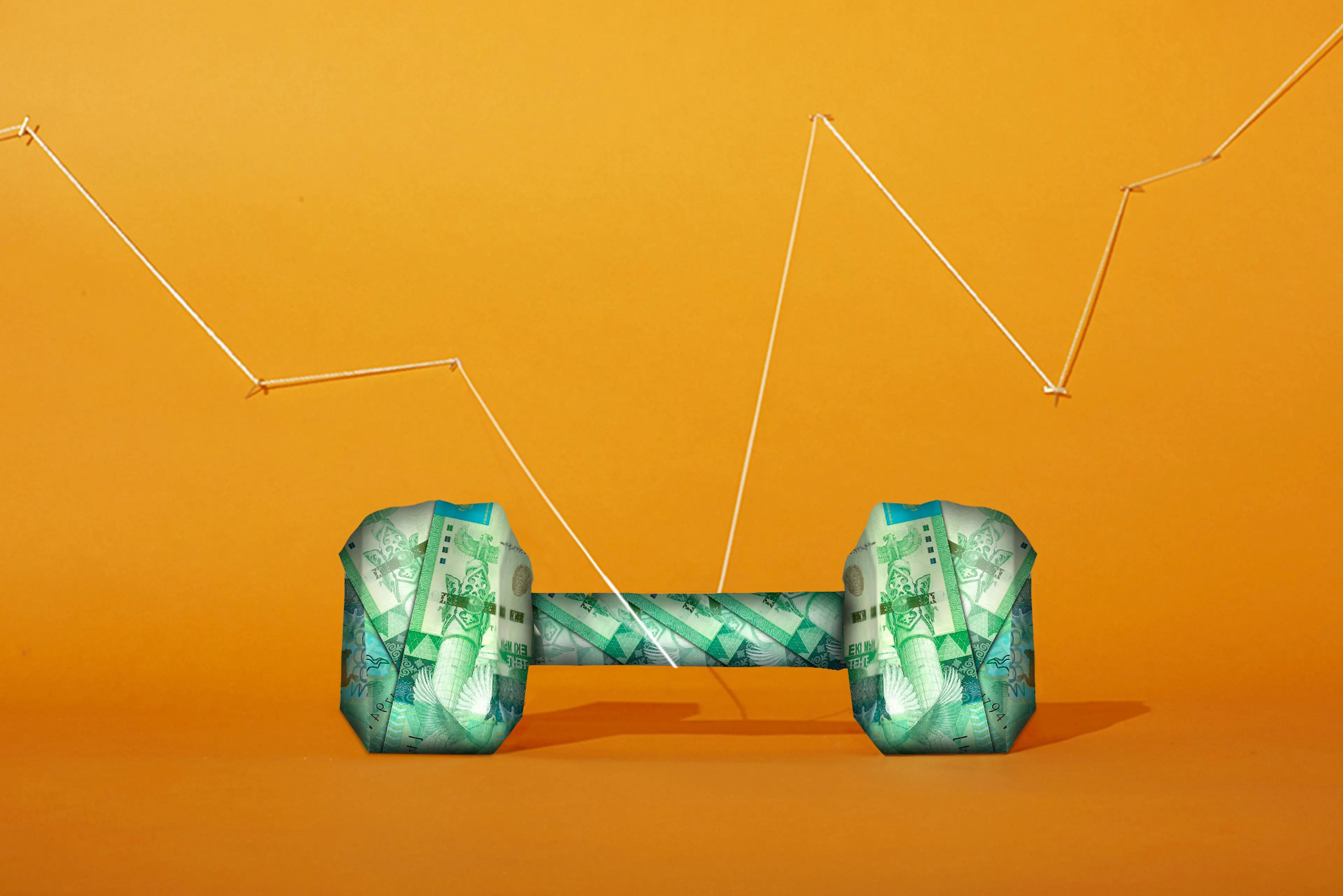 Капитал - Почему не слабеет тенге?