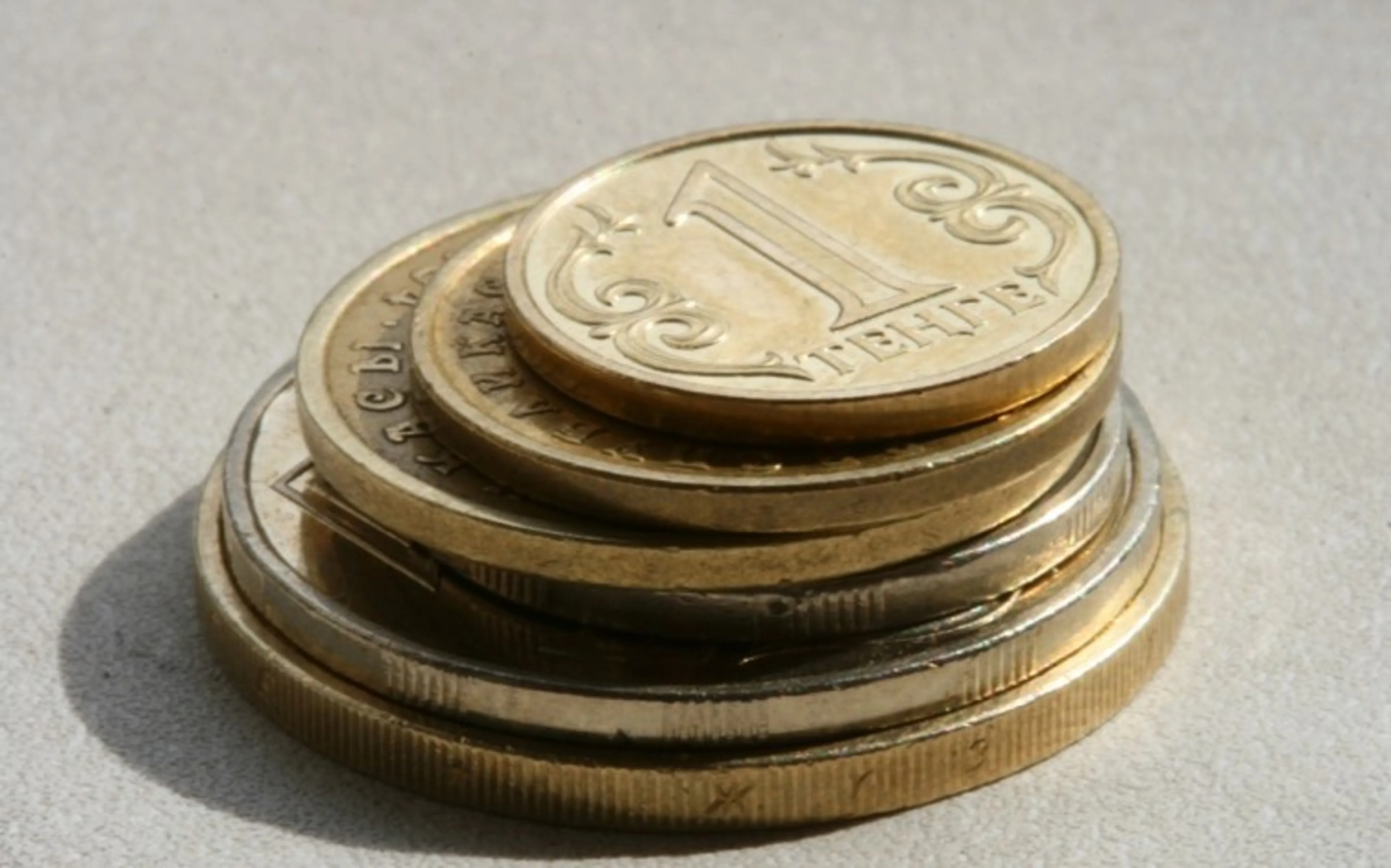 Капитал - Наличные деньги вне закона