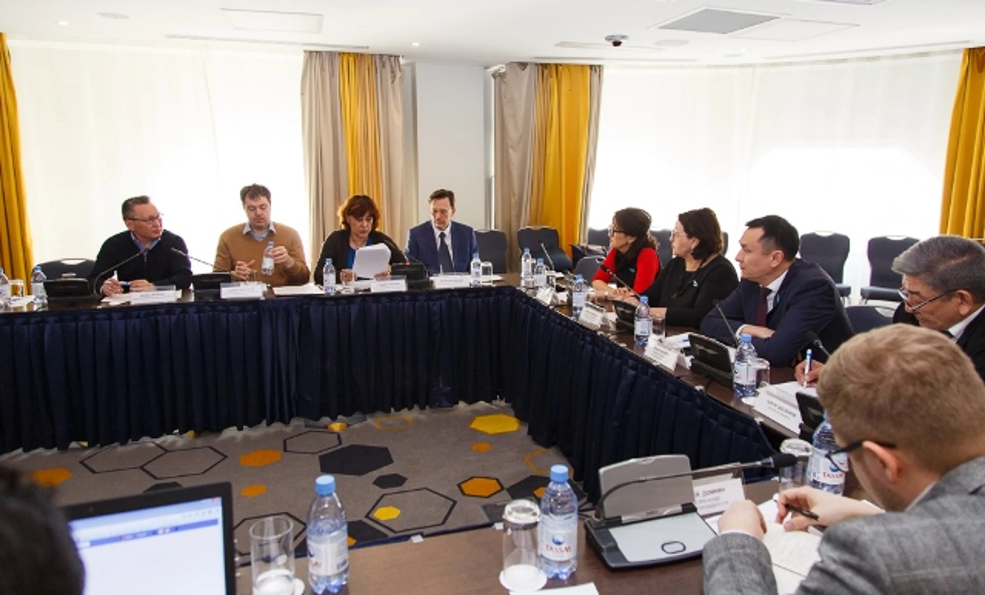 Капитал - Ерлан Смайлов: Страна, которая не будет развивать свой финтех, будет кормить чужой