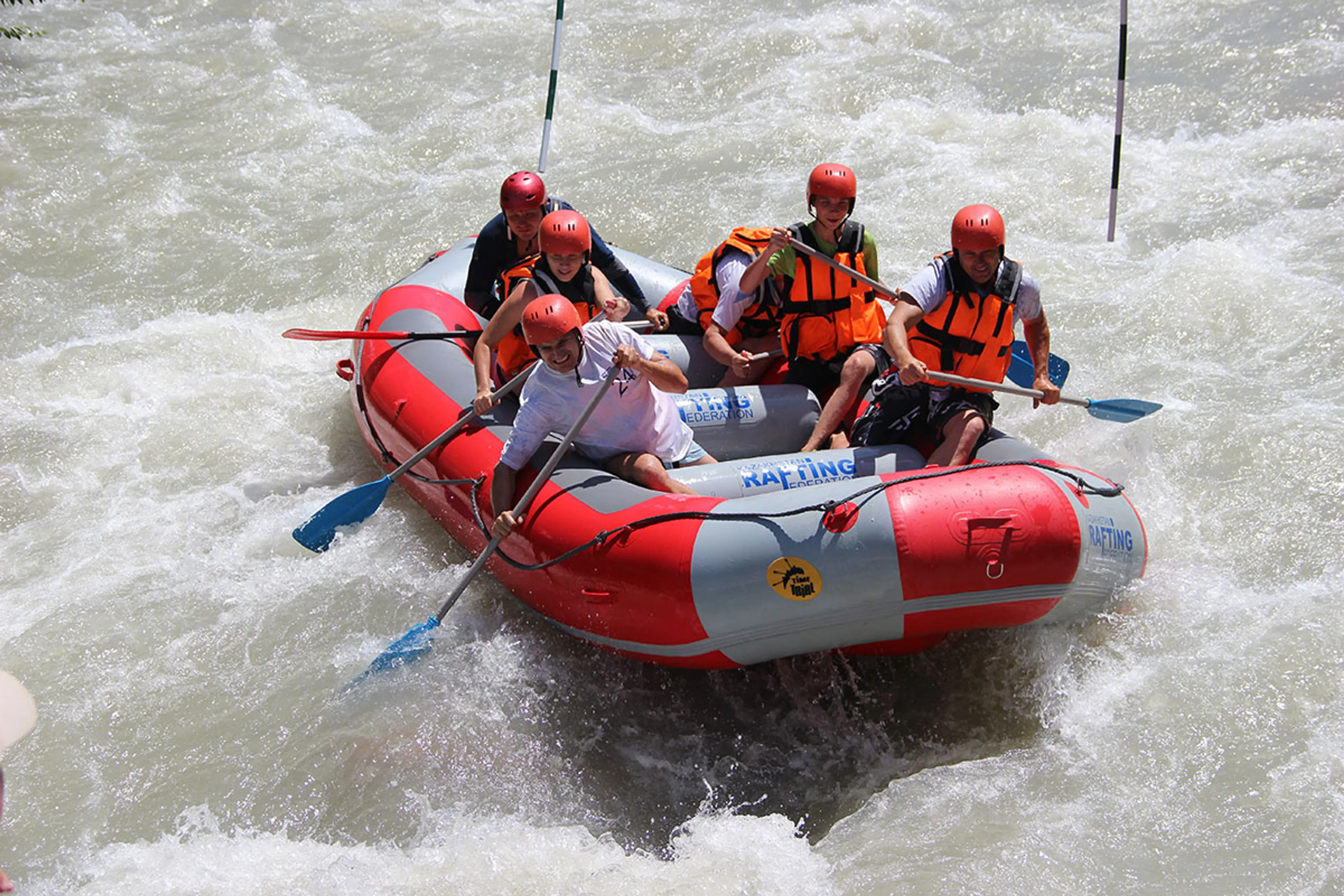 Капитал - Число команд по рафтингу в Казахстане бьёт рекорды