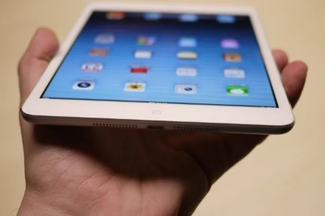 iPad mini поступил в продажу