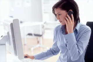 Капитал - Каждый второй жертвует личным временем в пользу работы