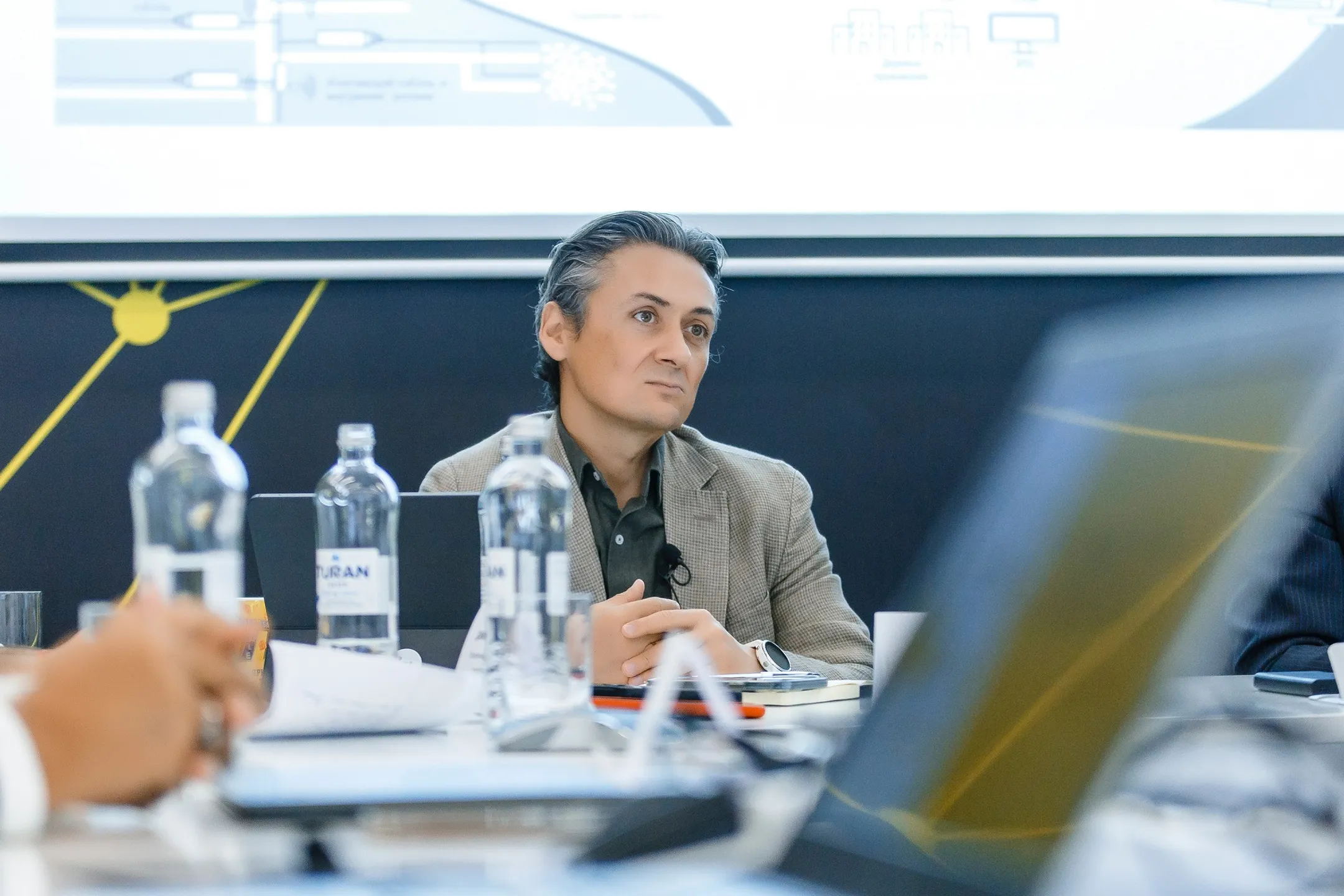 СЕО Beeline Казахстан Евгений Настрадин на панельной дискуссии «Digital in mining» Beeline Business Hub