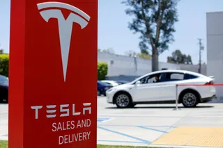 Капитал - Поставки электромобилей Tesla стали рекордными в третьем квартале