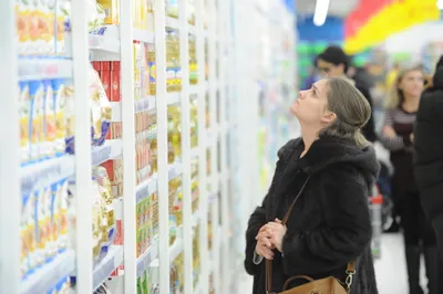 Предновогодний закуп казахстанцев достиг 920,8 млрд тенге