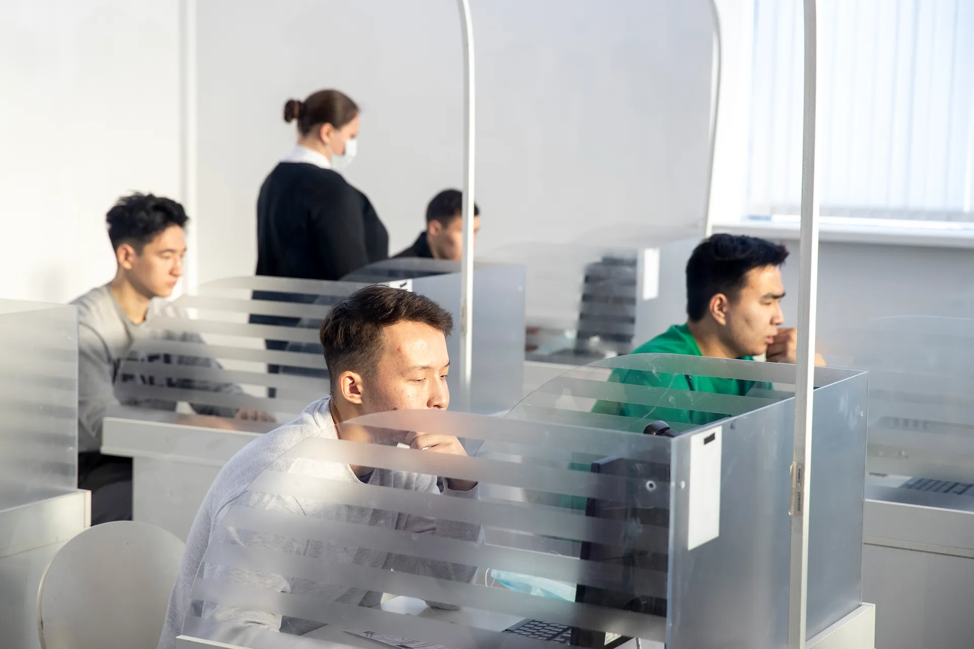 Капитал - В РК внедряют биометрическую систему при сдаче экзамена на водительские права