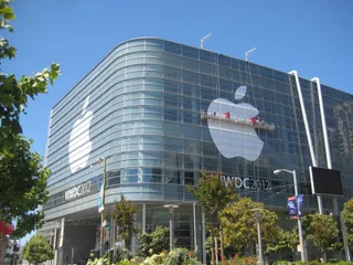 Капитал - Чистая прибыль Apple во II квартале года составила $11 млрд