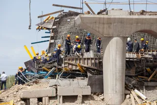 Капитал - Обнаружено тело рабочего, погибшего в результате обрушения моста