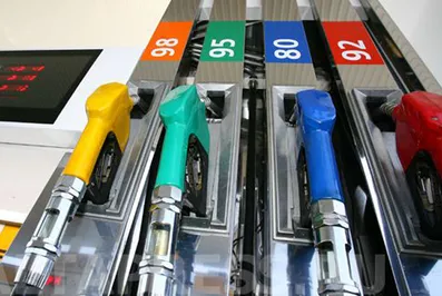 Внутренние цены на нефть повысят до экспортных