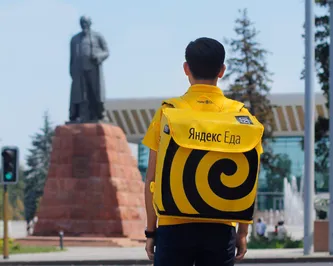 Готовые блюда из кафе и ресторанов можно будет заказать в приложении Яндекс.Такси