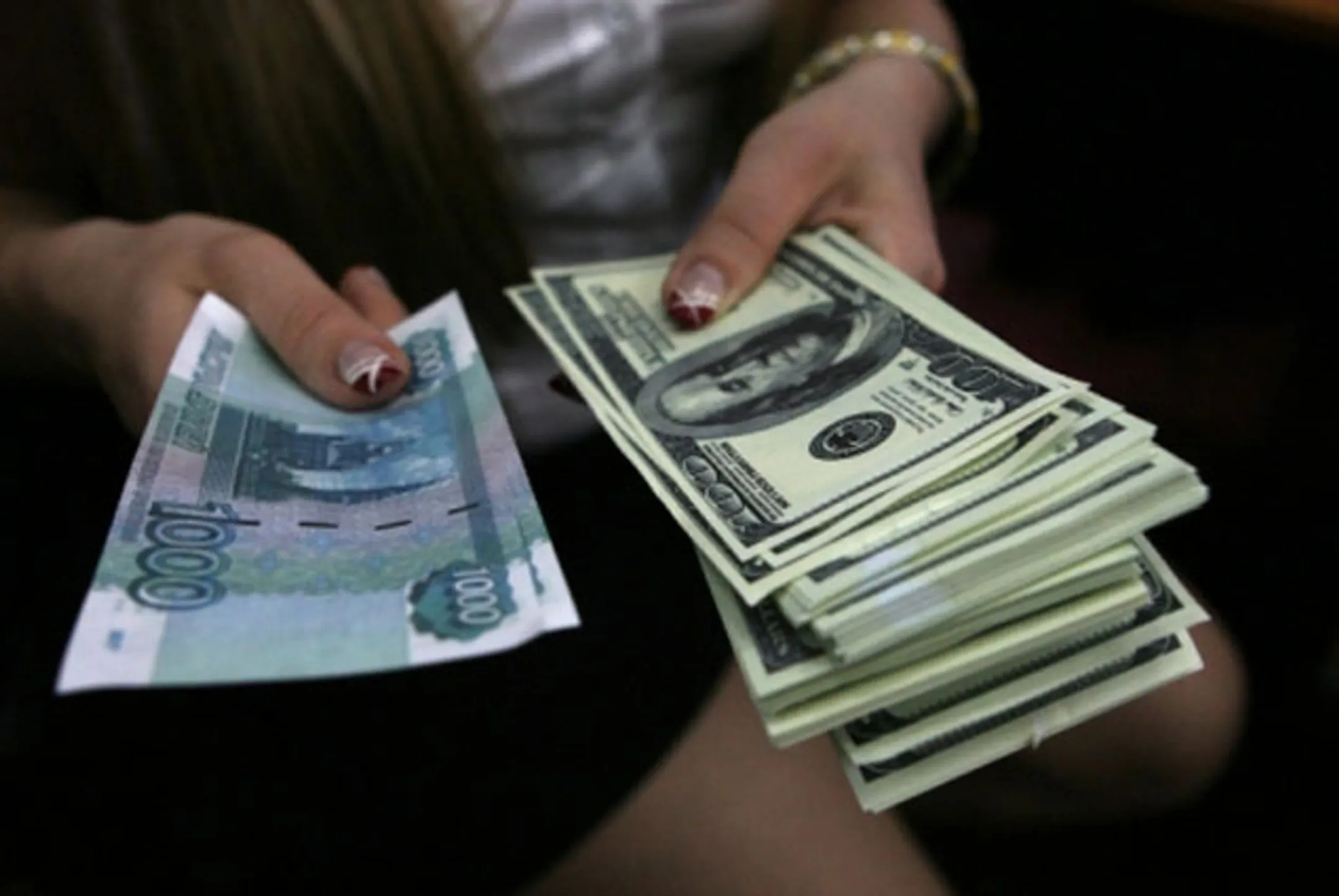 Девальвация сделала Россию конкурентоспособнее США - Image Kapital.kz