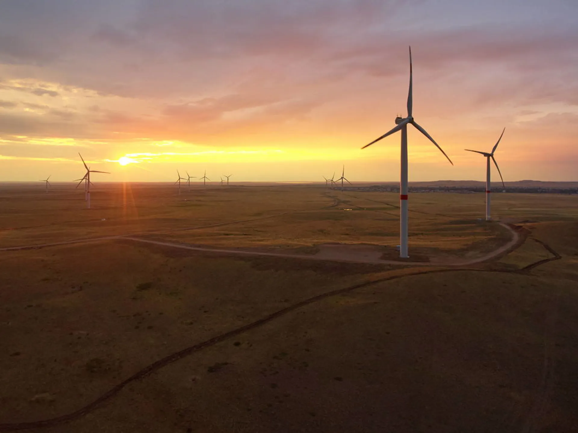 Капитал - Самрук-Энерго строит ветровую станцию в энергодефицитном регионе