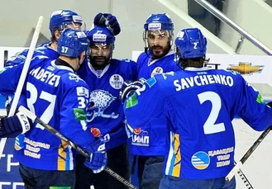 На сбор «Барыса» отправятся 33 хоккеиста