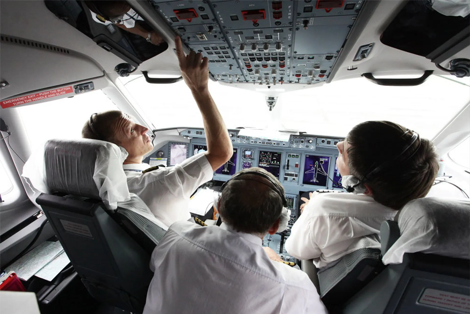 Капитал - Авиакомпании и аэропорты вложили в кибербезопасность $3,9 млрд