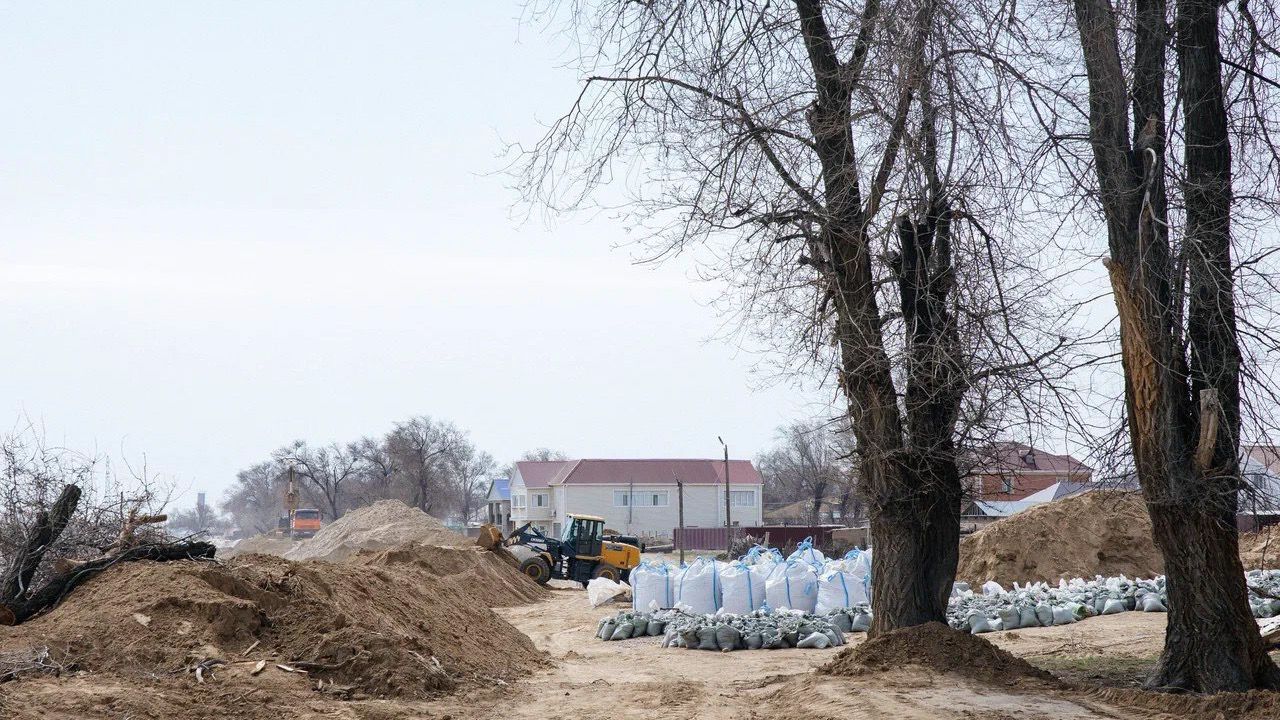 В Атыраускую область направят дополнительную технику из других регионов 2902061 - Kapital.kz 