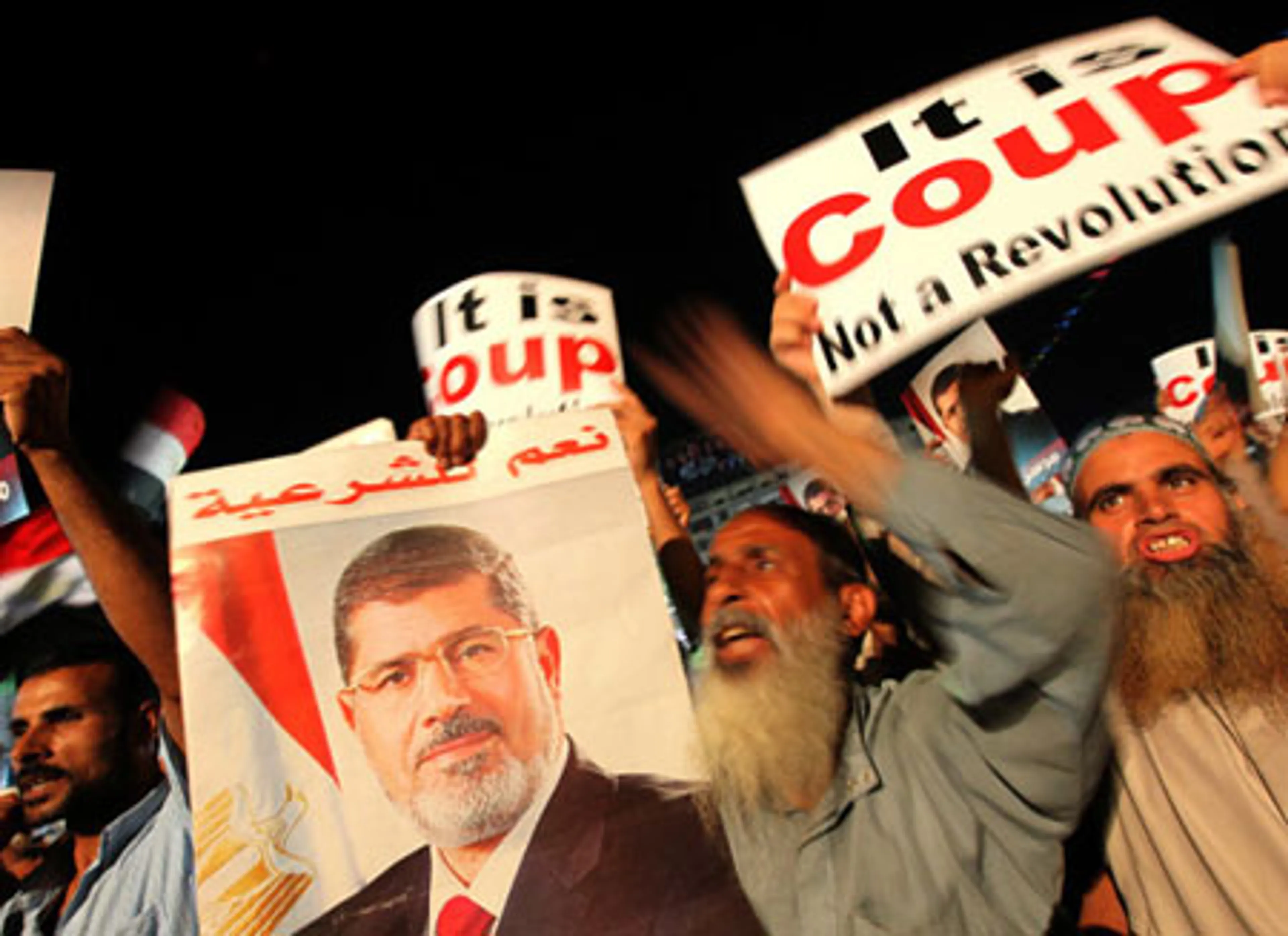 Капитал - Правительство Египта велело разогнать исламистов