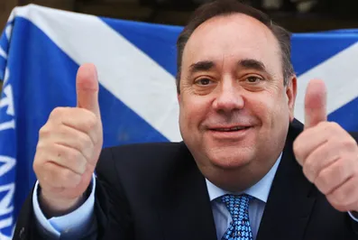 Глава правительства Шотландии ушел в отставку