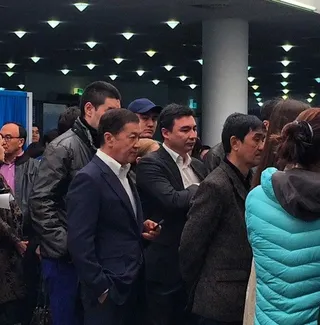 Капитал - Политики и бизнесмены пришли на избирательные участки