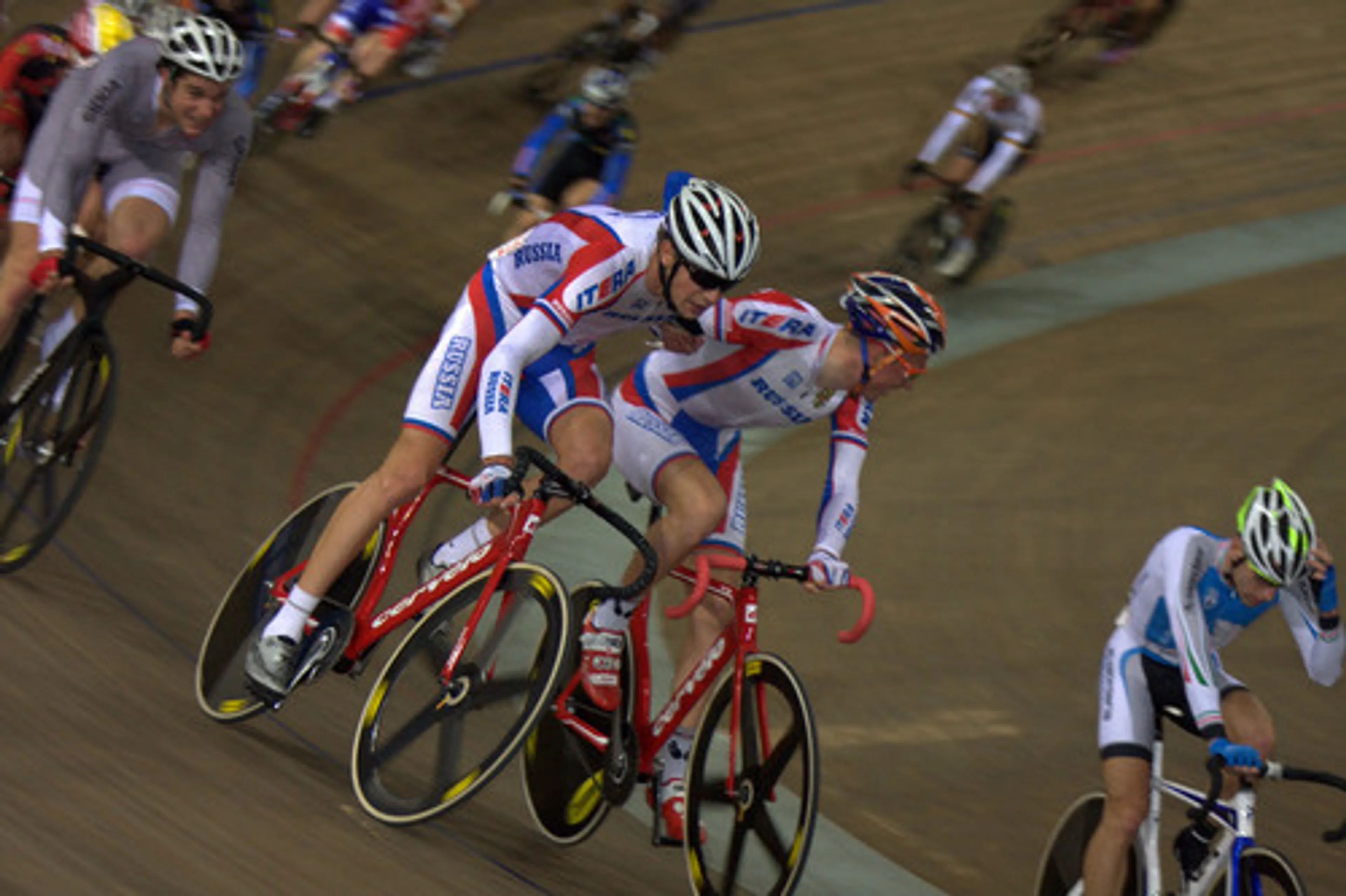 Капитал - Чемпион Европы по велоспорту уличен в употреблении допинга