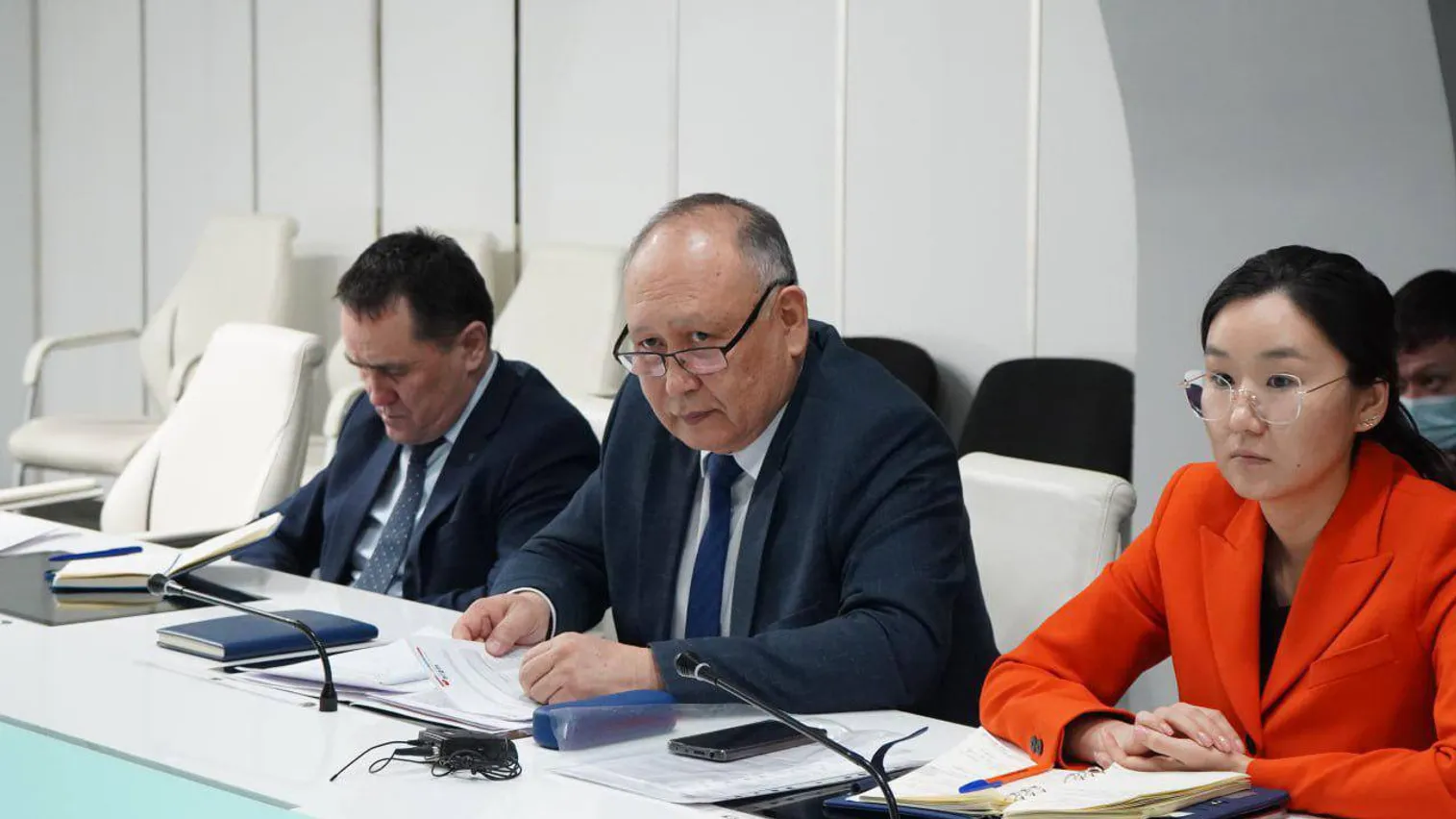 Казахстану предложили провести исследование бассейна Балхаша - фото kapital.kz