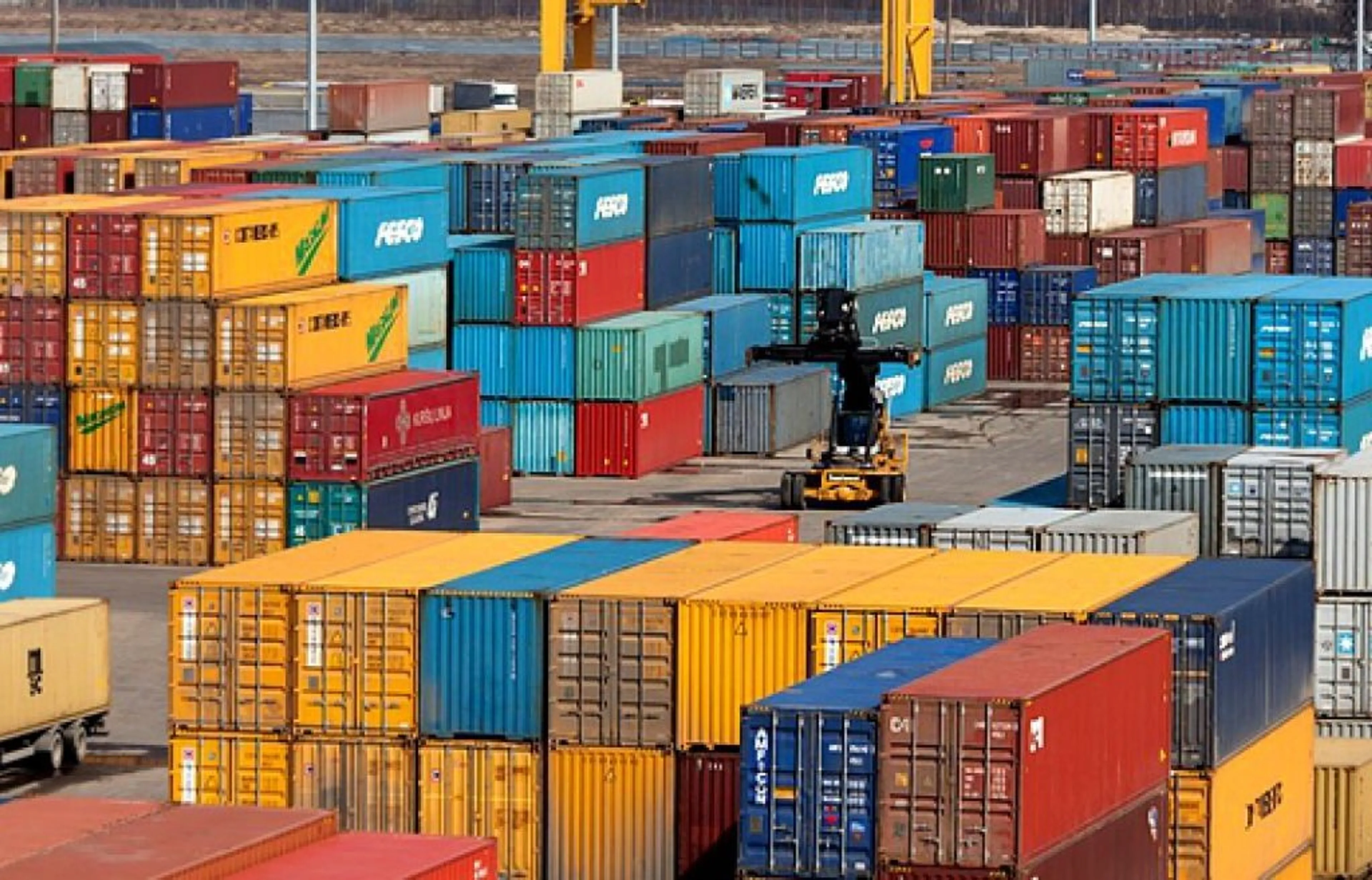 Капитал - Товарооборот Казахстана и Кыргызстана сократился на 10,5%