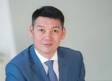 Асхат Маемиров возглавил театр имени Ауэзова в Алматы