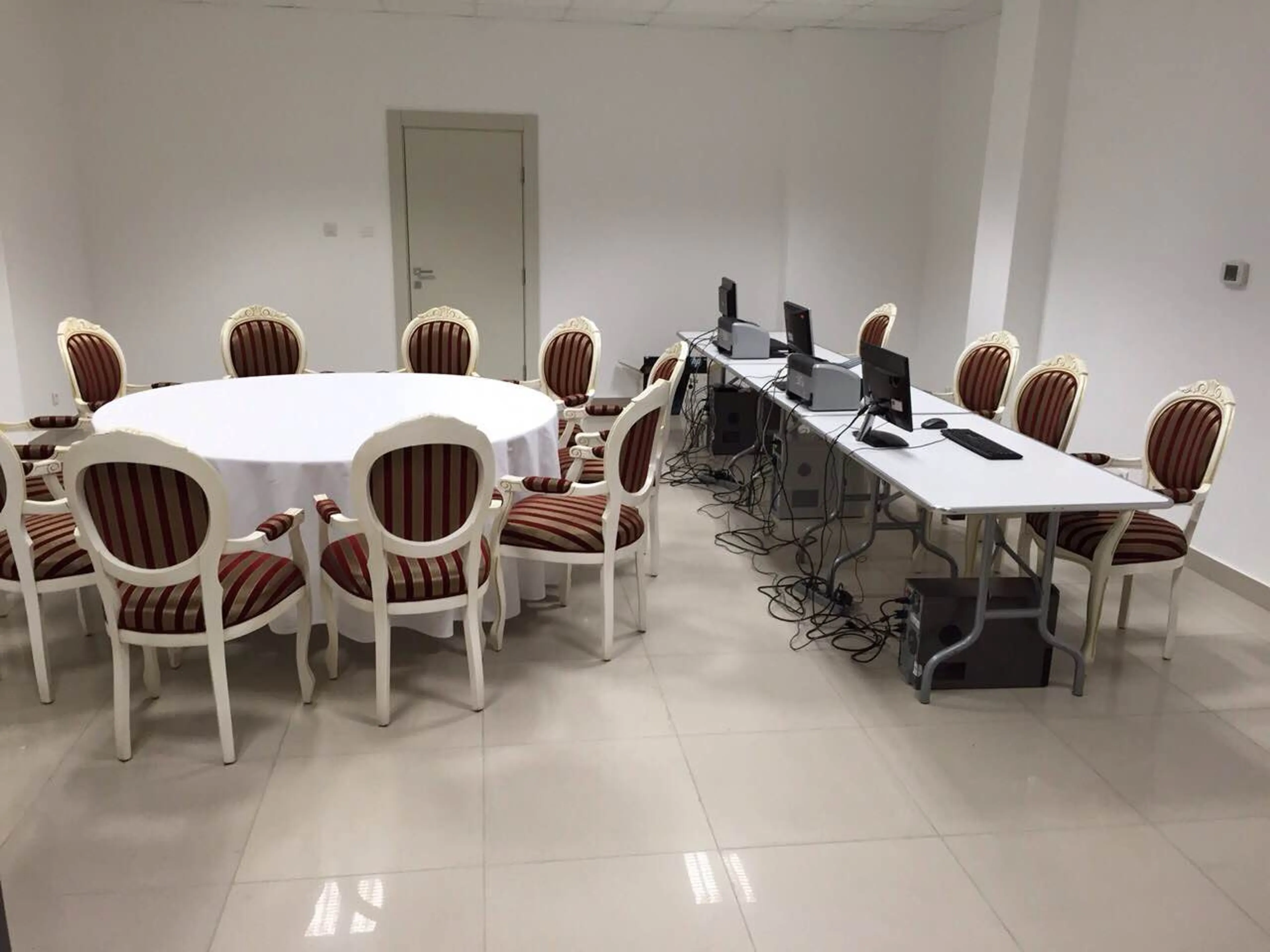 Капитал - В Актау и Жанаозене открыты центры для международных наблюдателей