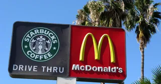 Капитал - Starbucks и McDonald’s остаются самыми дорогими ресторанными брендами