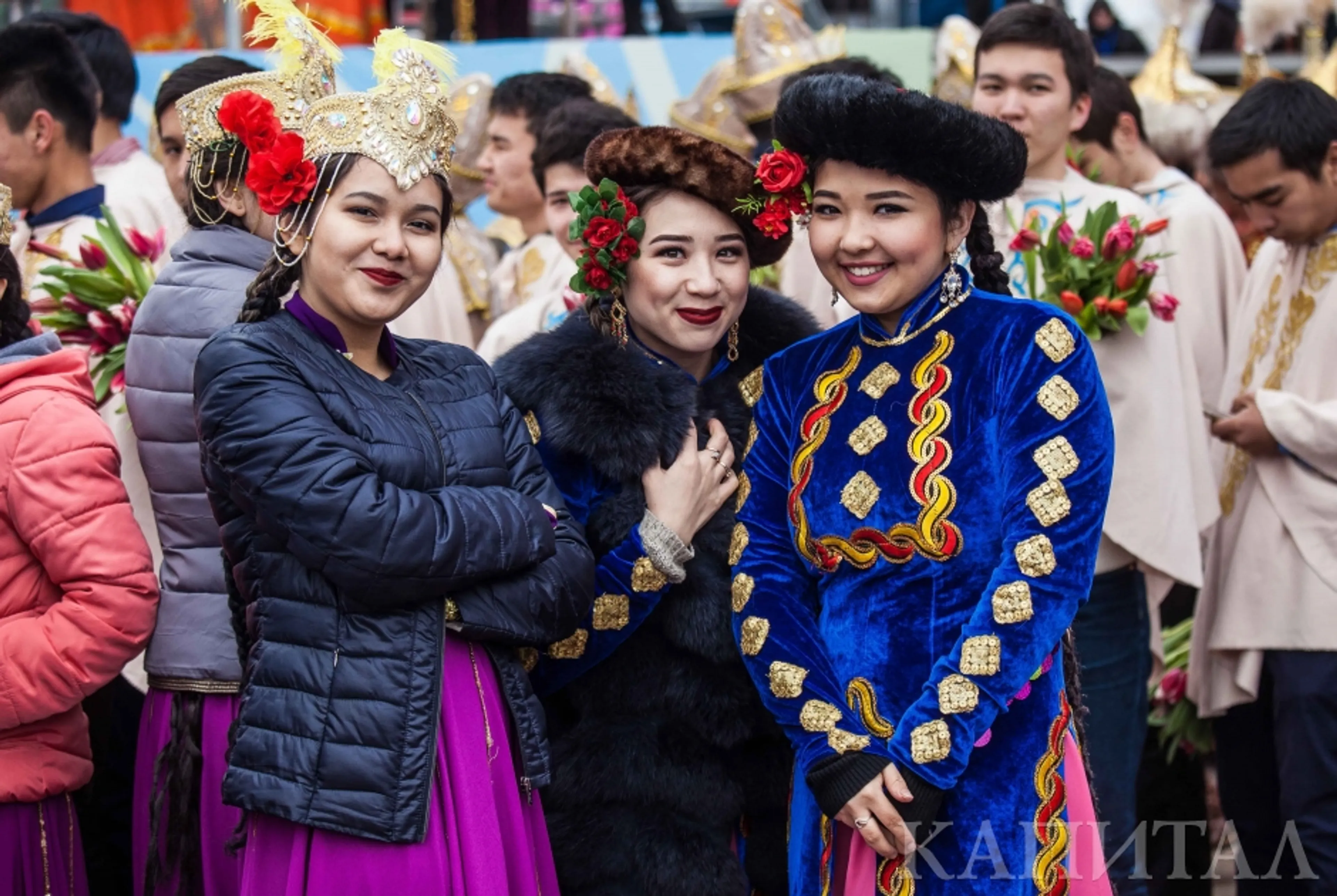 Капитал - Казахстан отмечает День единства народа