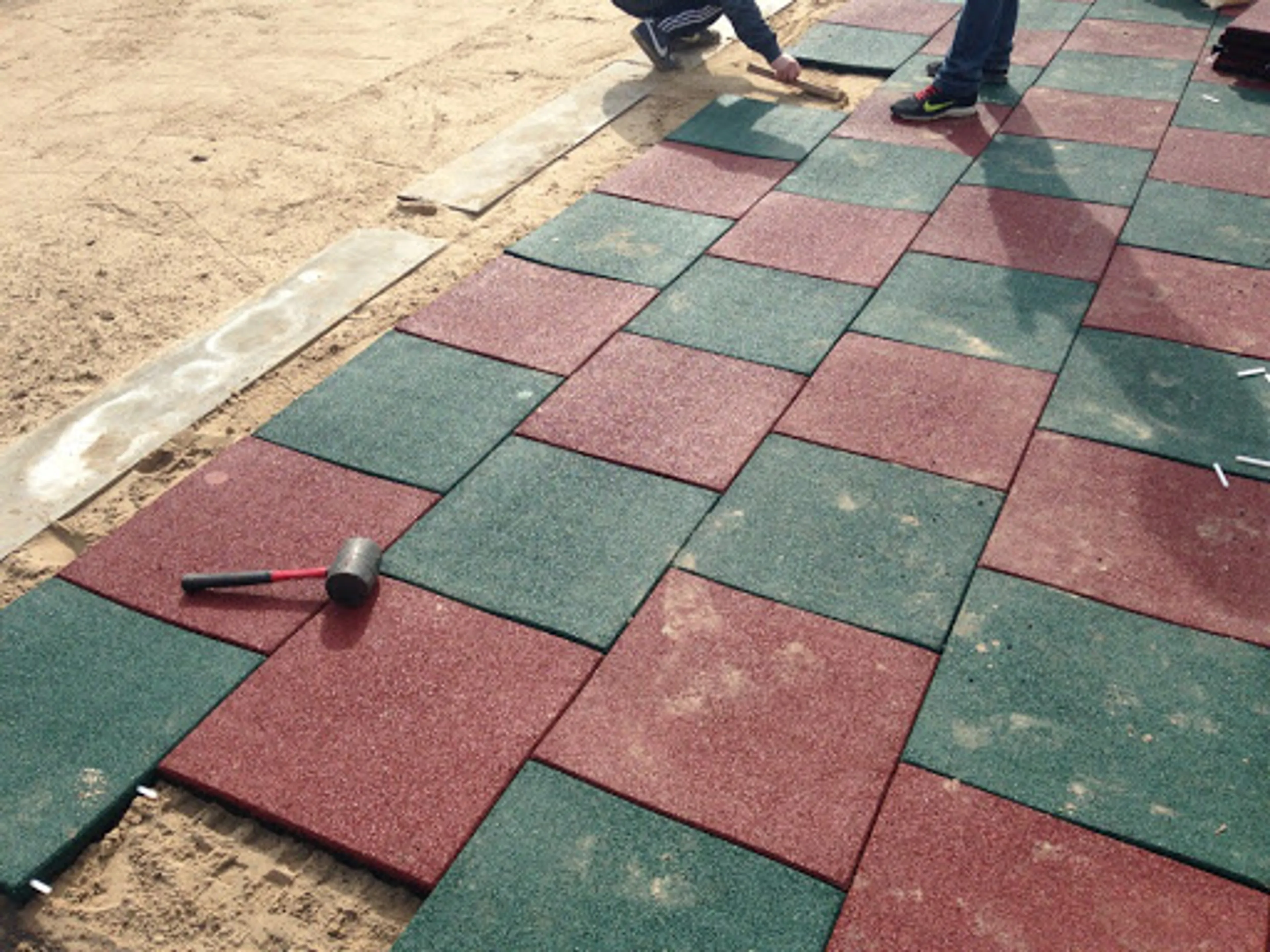 Капитал - Валерий Дзеник: Лучше закрыть производство, чем предлагать некачественную плитку