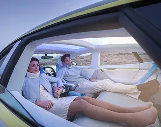 Капитал - Футуристический офис на колесах