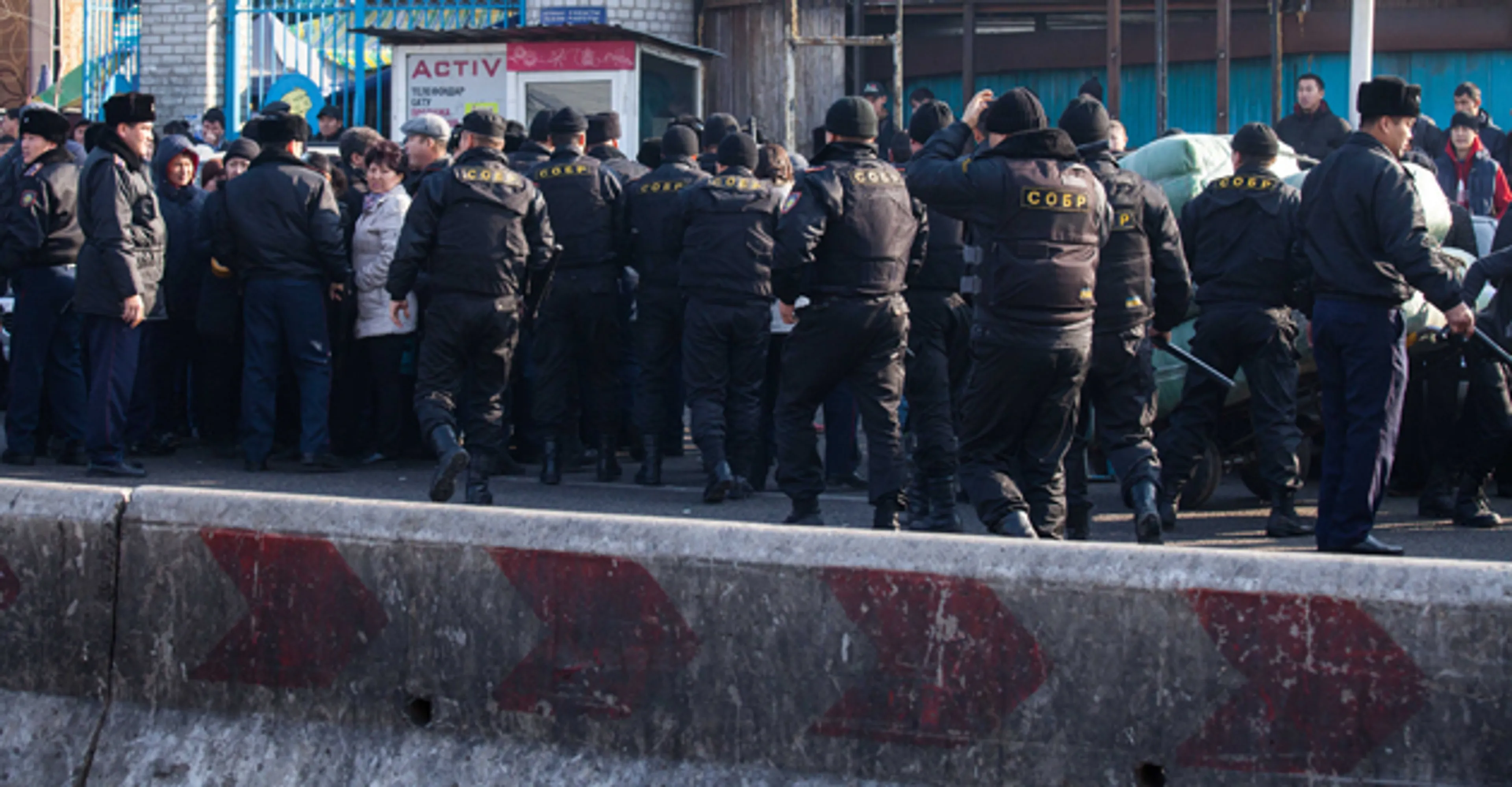 Капитал - ДЧС требует закрыть 24 рынка Алматы