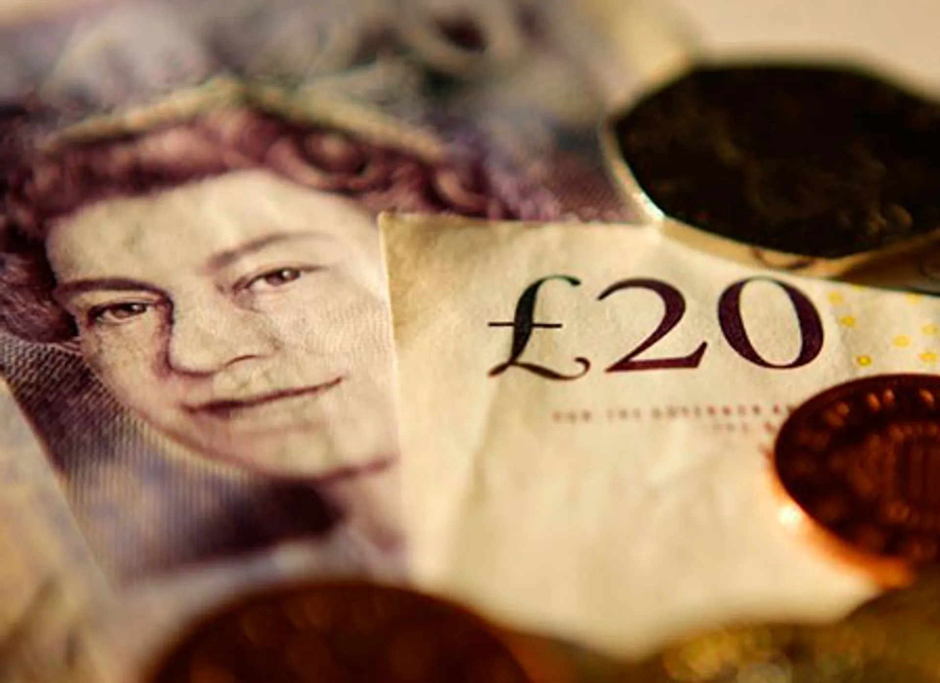 Капитал - Великобритания стала лидером по снижению зарплат