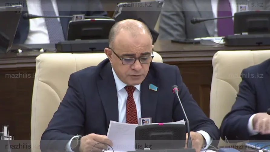 Депутат предложил создать портал с тренажерами и симуляторами ЕНТ