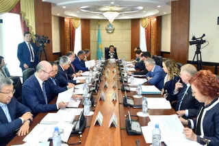 Капитал - В Казахстане предлагают штрафовать чиновников