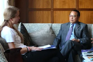 Капитал - Банки: между молотом и наковальней