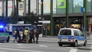 Капитал - Стрельба в Мюнхене: 9 убитых и десятки раненных